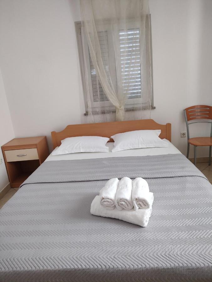 Apartments Markota Sukošan Kültér fotó