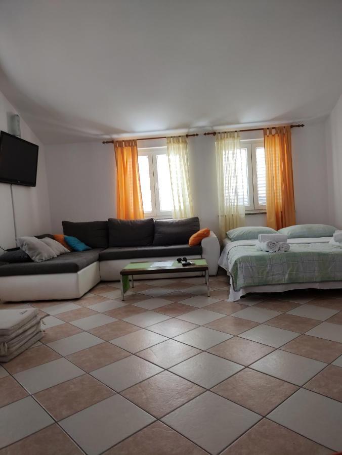 Apartments Markota Sukošan Kültér fotó